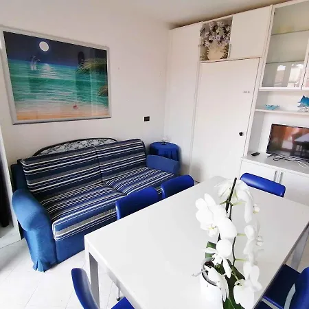 In 25559 Apartment *